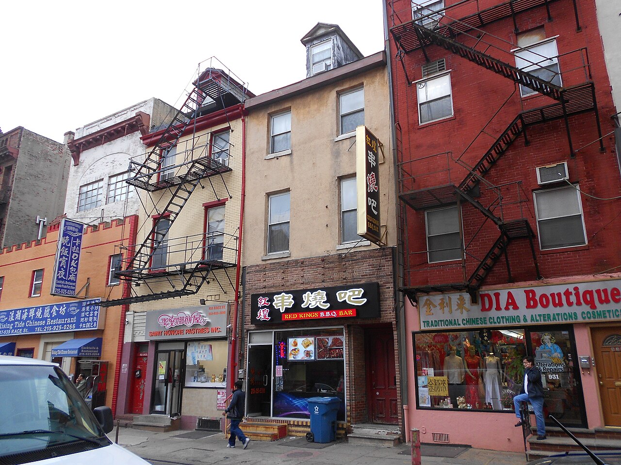 Chinatown's Friendship Gate - Image 2