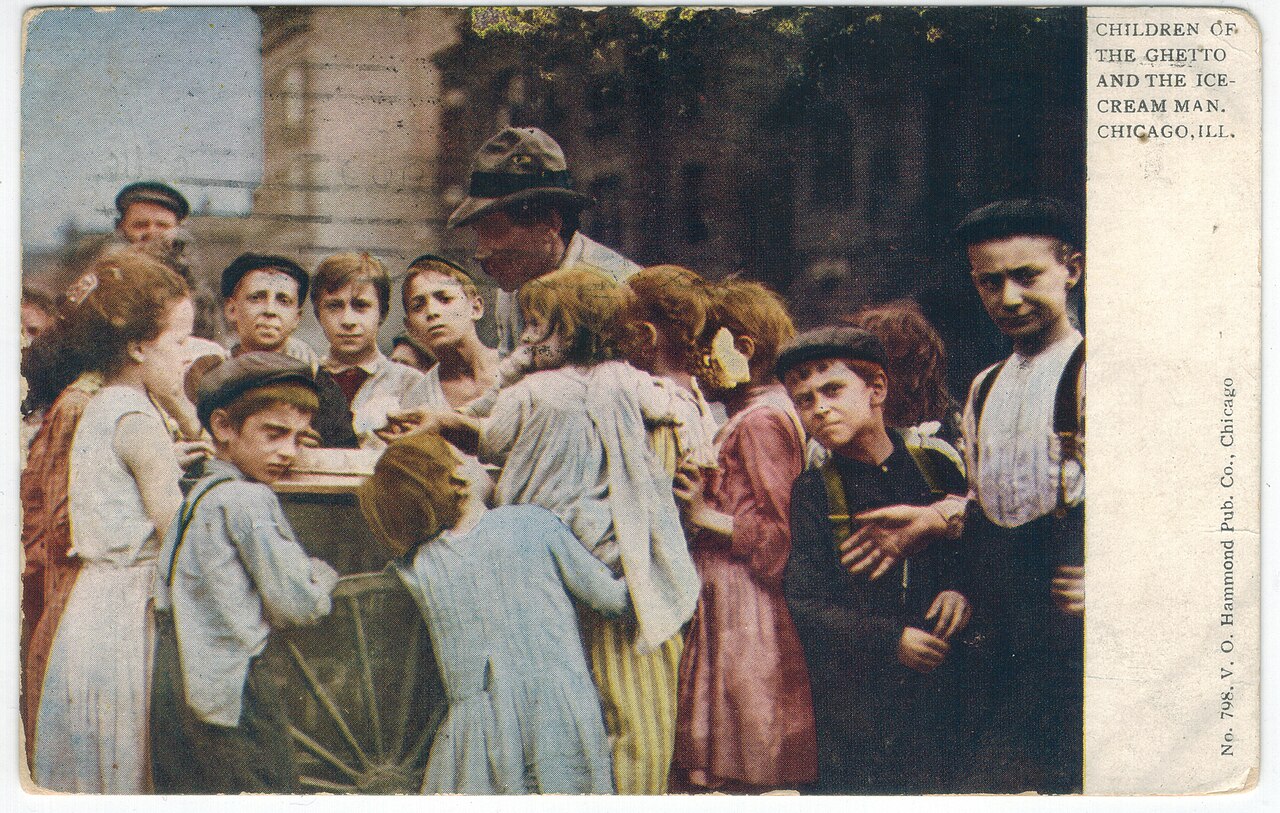 Maxwell Street: The Open-Air Market That Invented Chicago Blues - Image 3