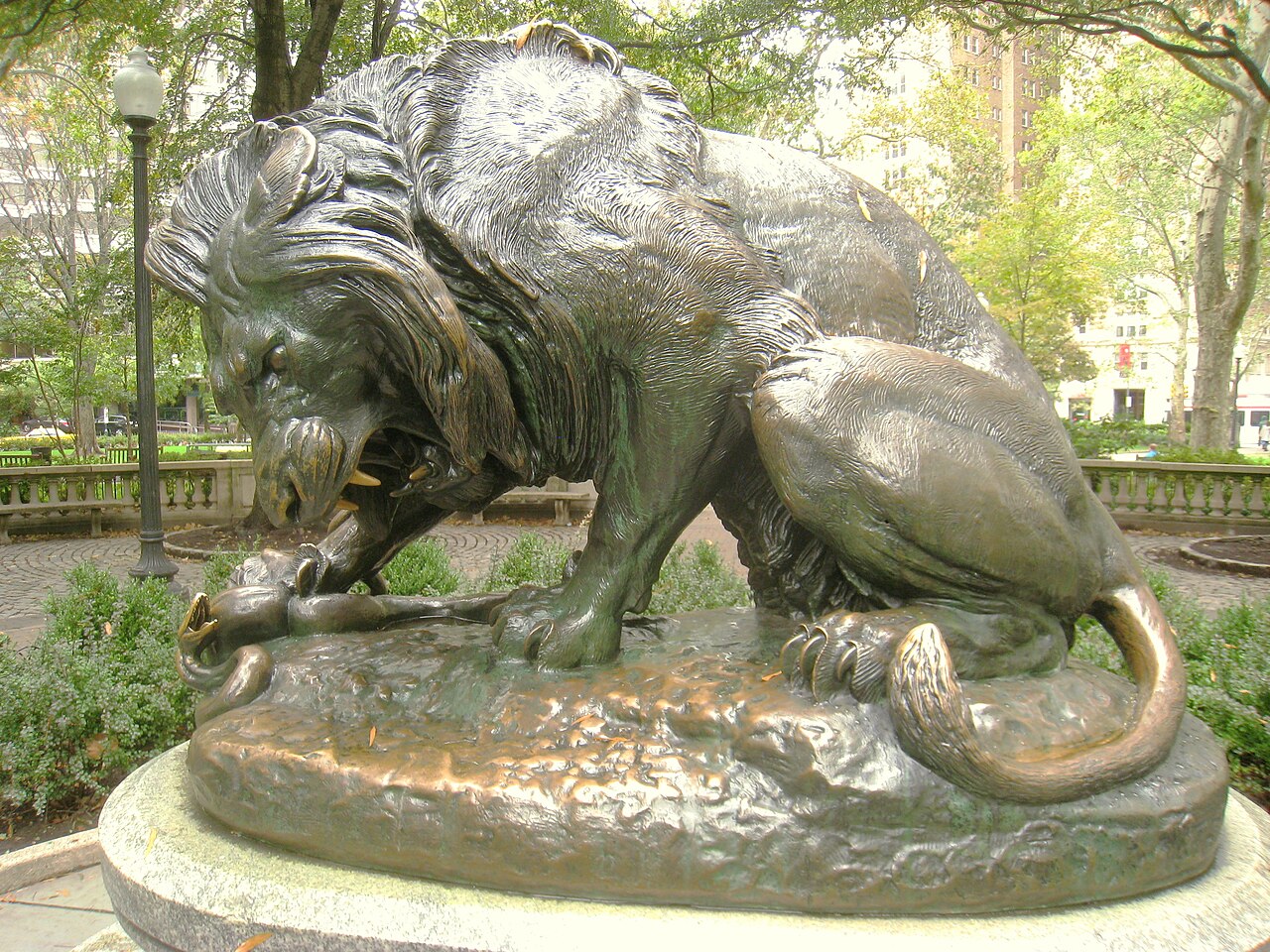 Rittenhouse Square: Philly's Living Room - Image 3