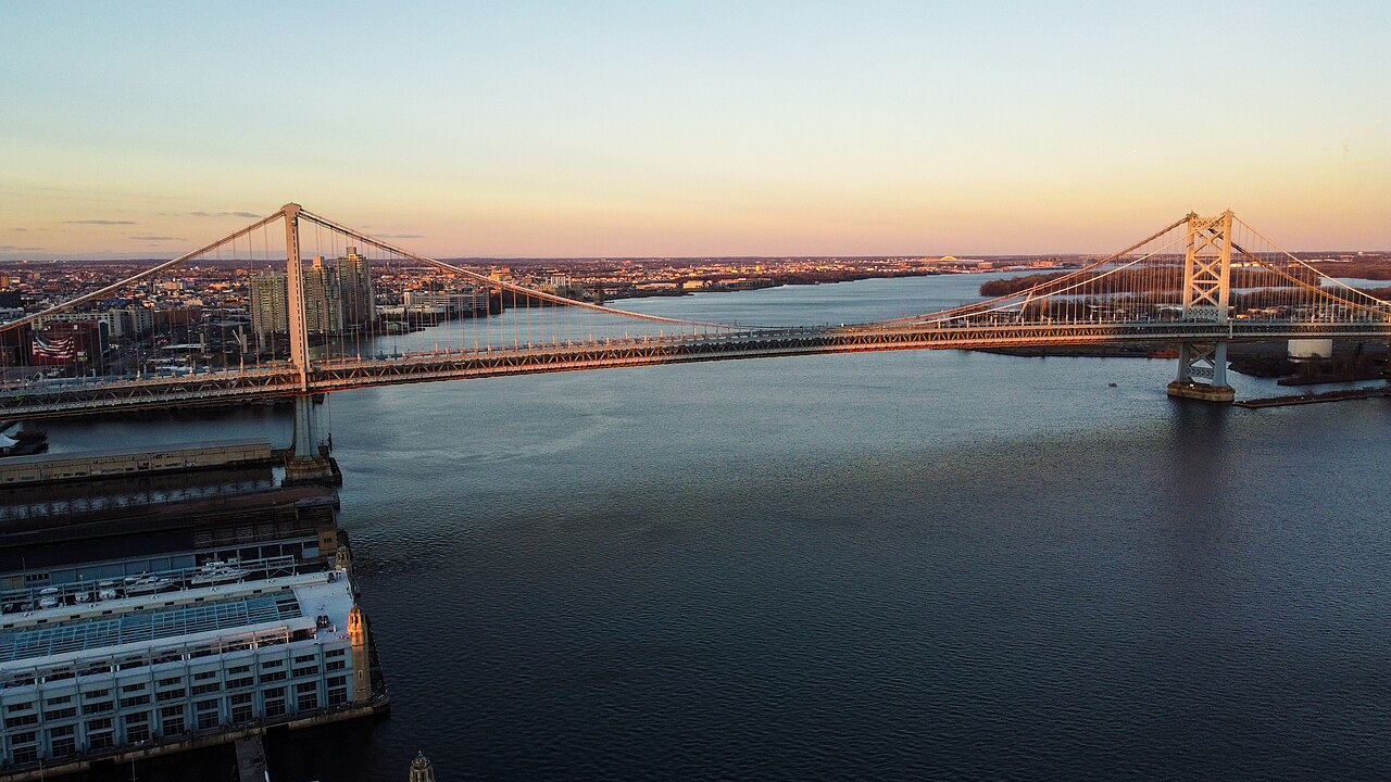 The Benjamin Franklin Bridge: Art Deco Over the Delaware - Image 1