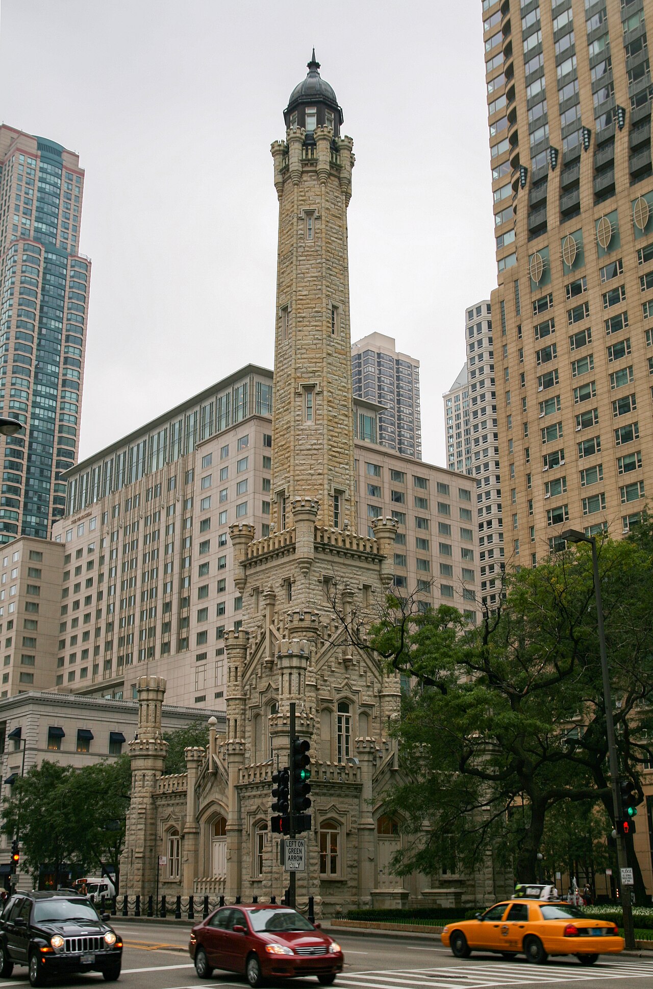 The Chicago Water Tower: The Most Famous Survivor of the Great Fire - Image 1