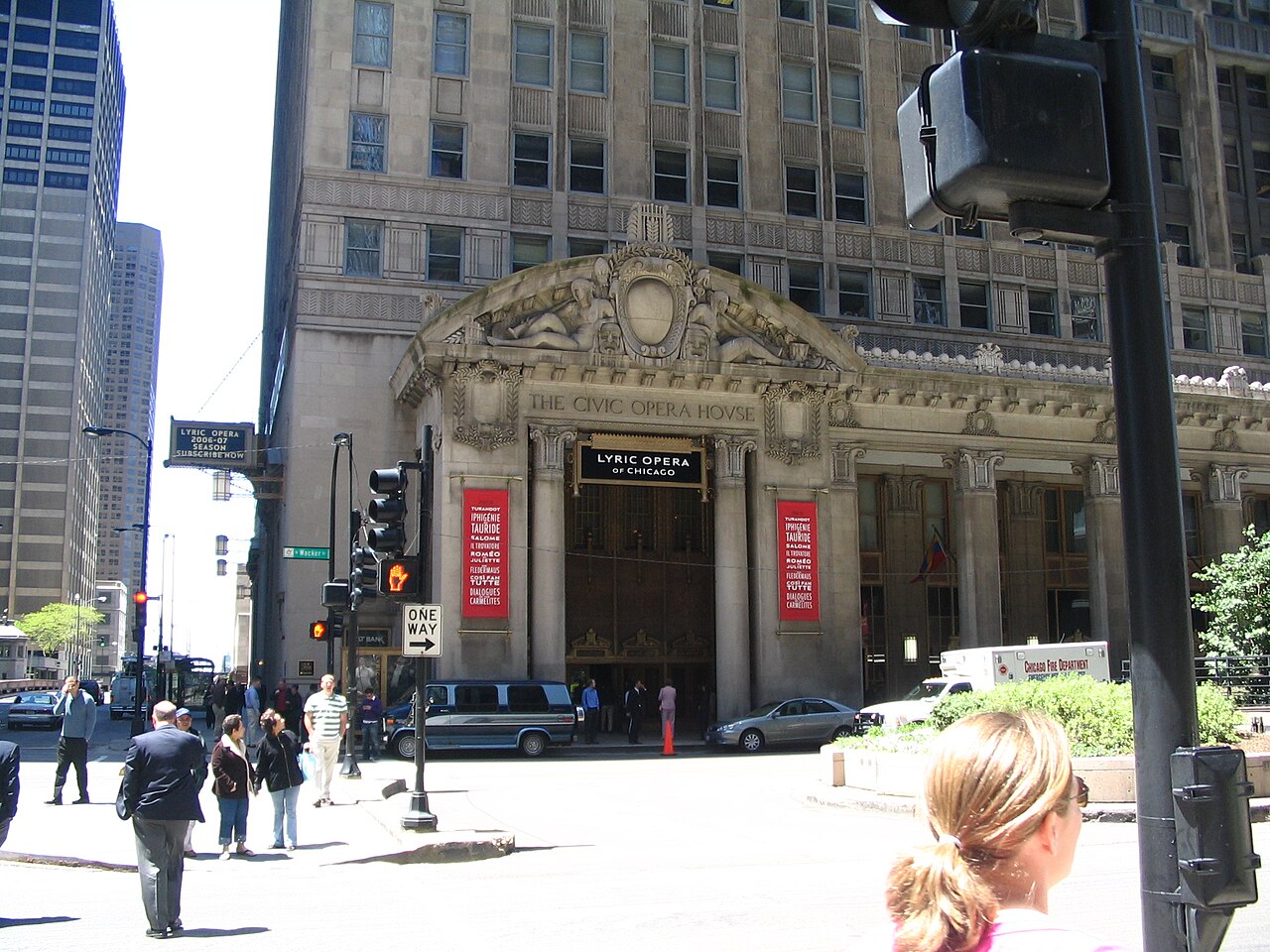 The Civic Opera Building: Insull's Throne, With Its Back to New York - Image 1
