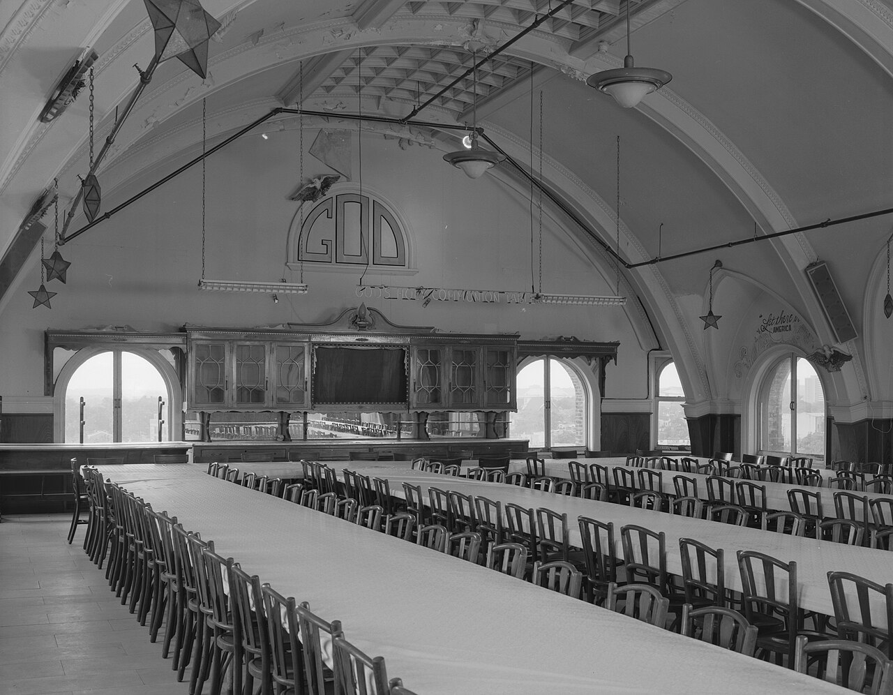 The Divine Lorraine Hotel: Resurrection of an Icon - Image 4
