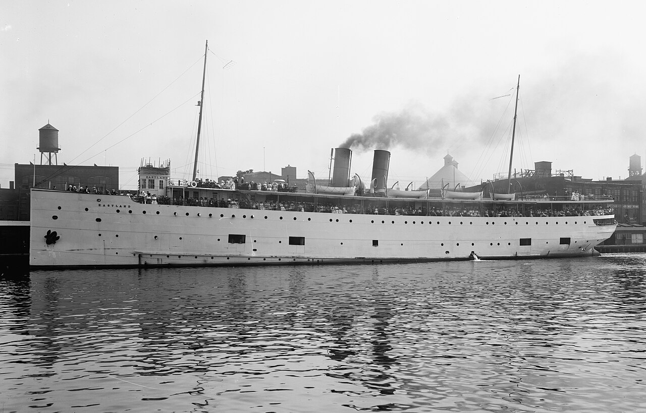 The Eastland Disaster: 844 Dead in the Chicago River at the Dock - Image 1