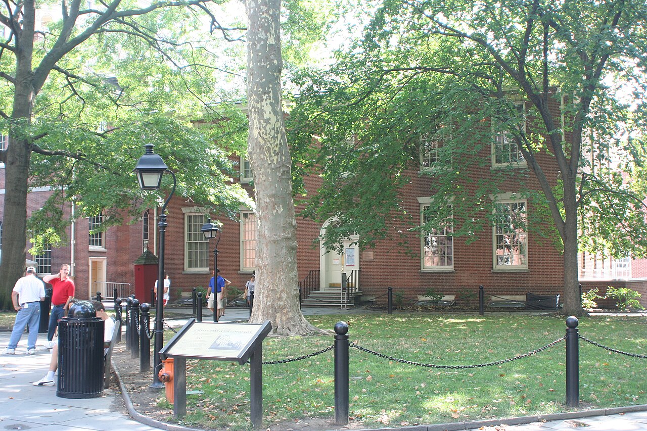 The Quiet Garden Across from Independence Hall - Image 1