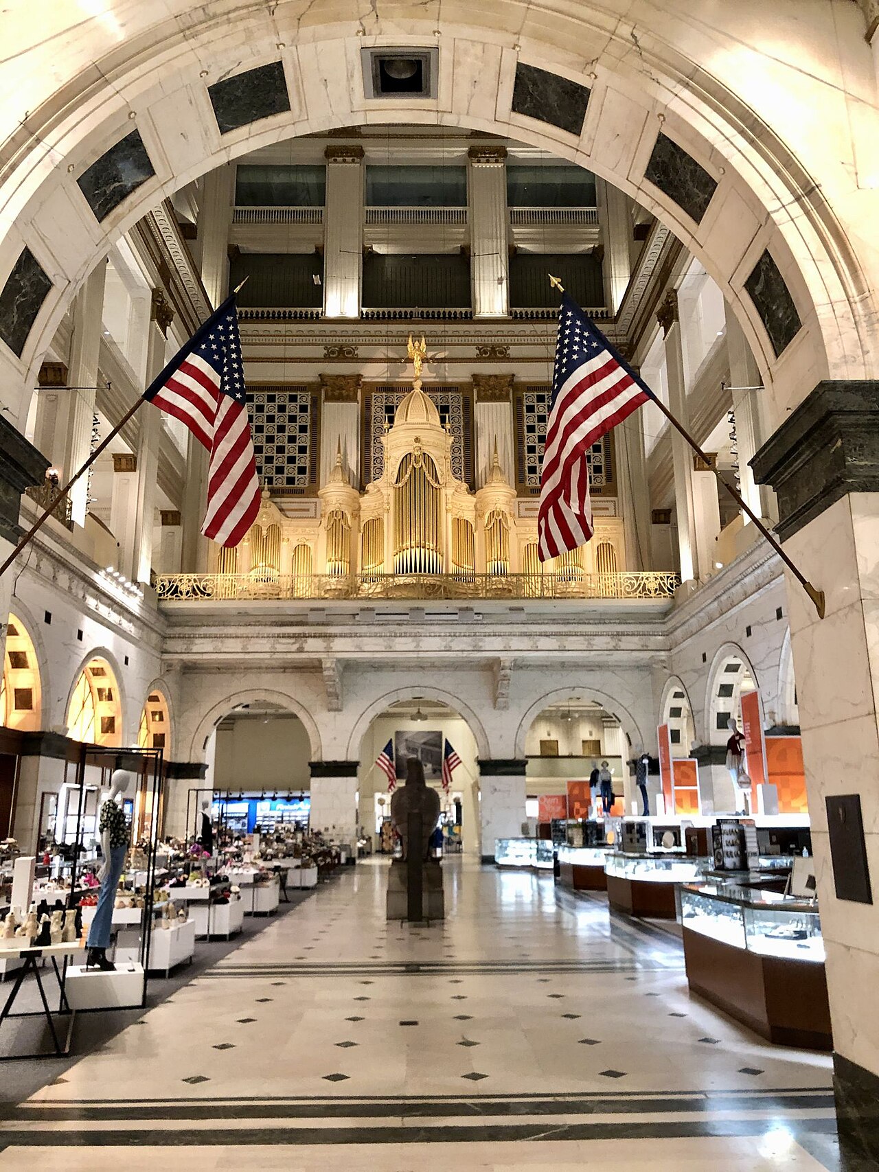 The Wanamaker Organ: The Largest Playing Instrument on Earth - Image 3