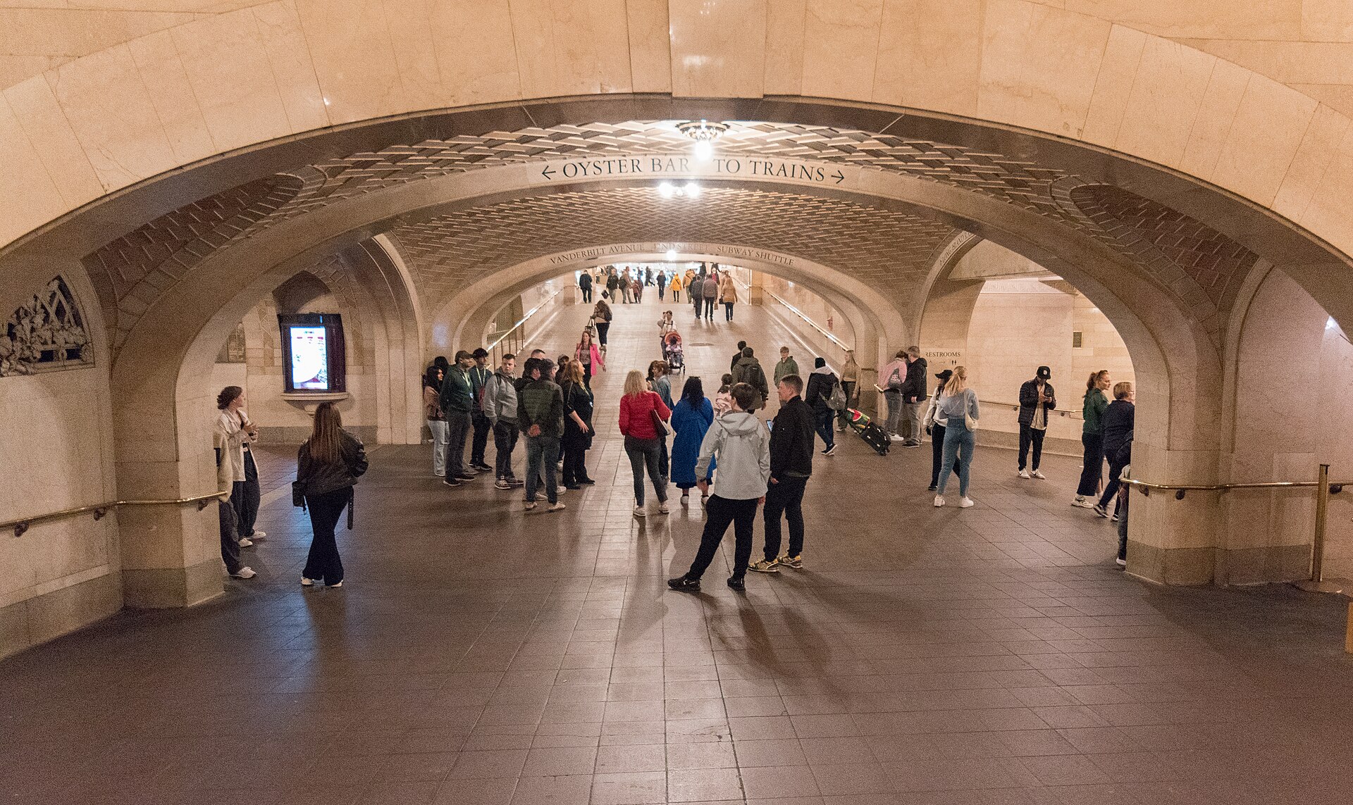 The Whispering Gallery at Grand Central - Image 1